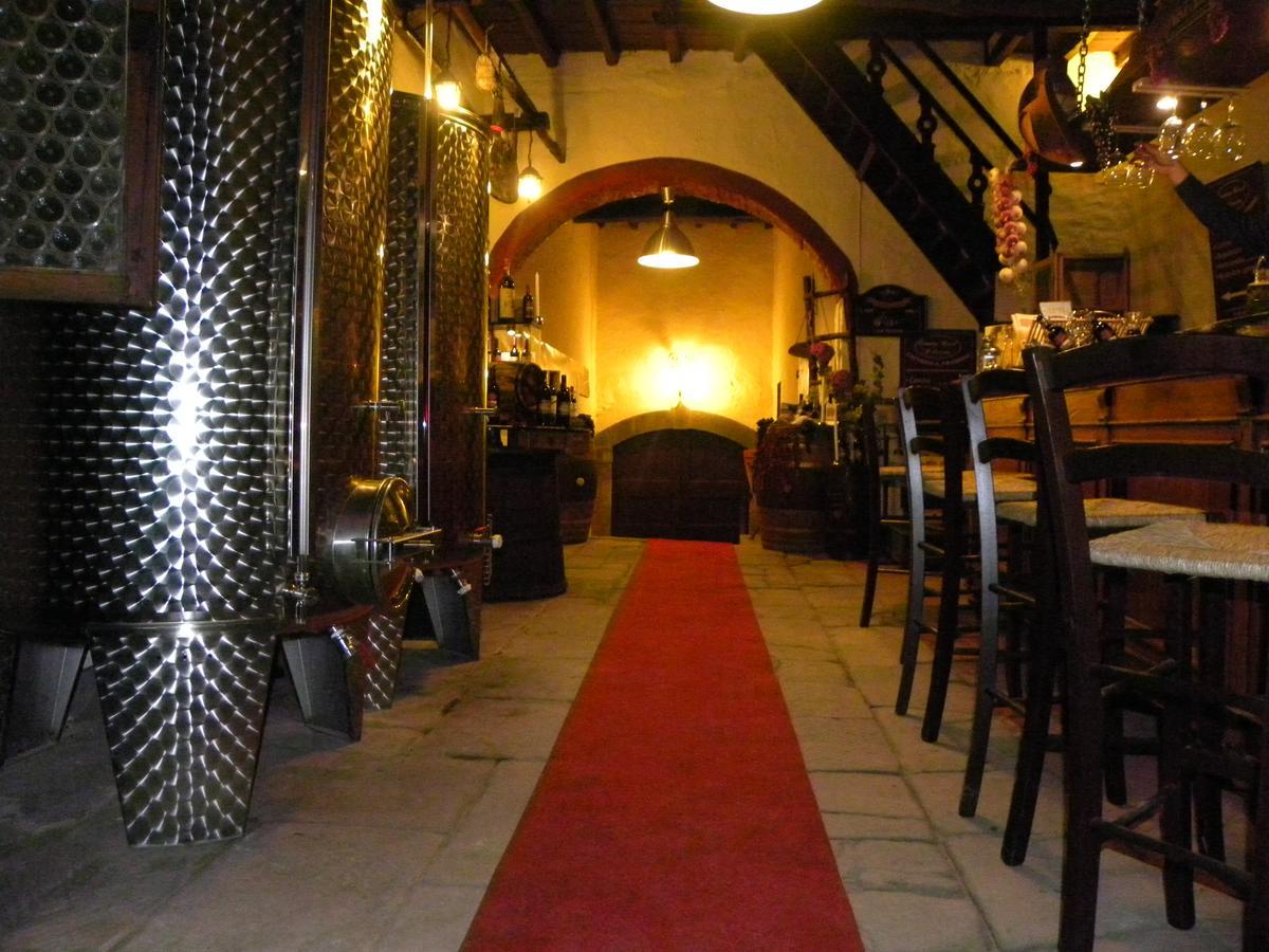 伊尔弗拉斯尼江山度假酒店 雷吉纳罗苏阿诺 外观 照片